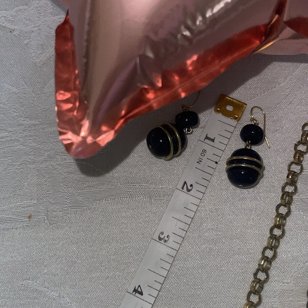 2 pc jewelry set. Pre LOVED. Navy blue & gold-tone: earrings & tassle necklace. - Picture 8 of 9